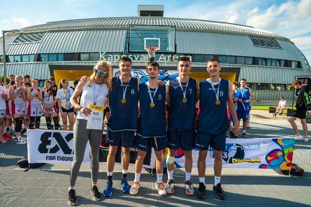 Dikolimpiai bajnok a Klcsey-gimnzium 3x3-as kosrlabdacsapata