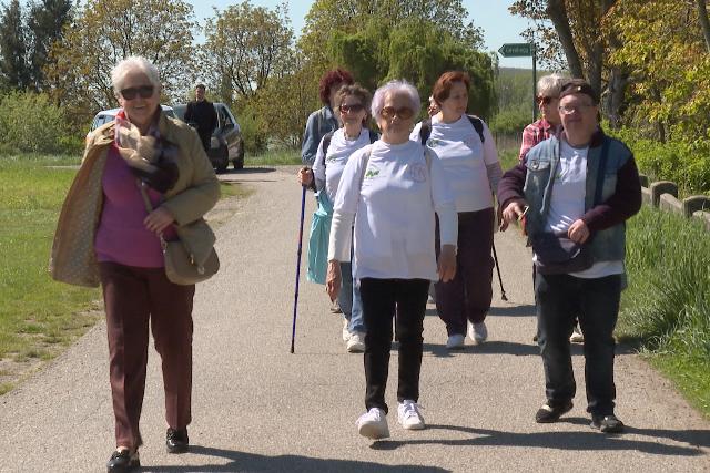 Fa�ltet�s �s eml�kgyalogl�s –�Monspart Sarolt�ra eml�keztek Zalaegerszegen