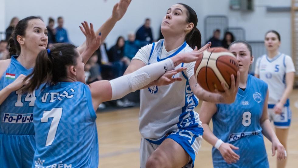 Biztos hazai sikerrel zárta az alapszakasz első felét a ZTE NKK Biztos hazai sikerrel zárta az alapszakasz első felét a ZTE NKK