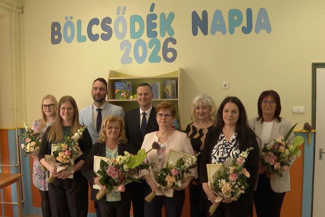 B�lcs�d�k napja – D�j�tad�s �s szakmai el�ad�s a Napsug�r utc�ban 