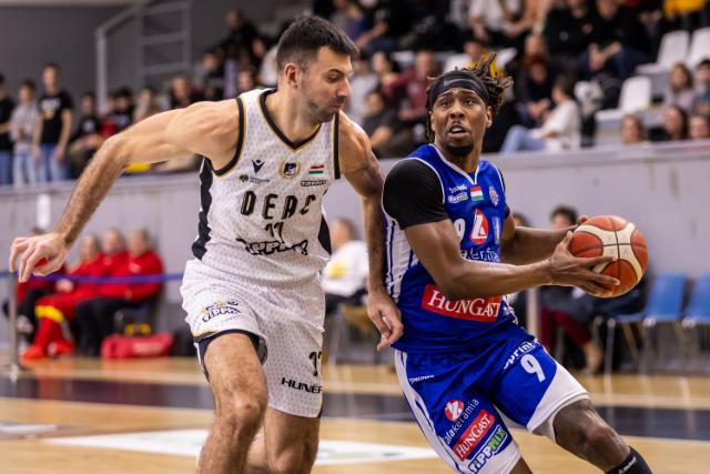 A harmadik negyed d�nt�tt Debrecenben