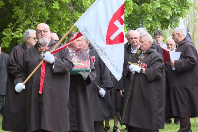 Elkezdődött a Szent György Lovagrend 700. jubileumi éve Elkezdődött a Szent György Lovagrend 700. jubileumi éve