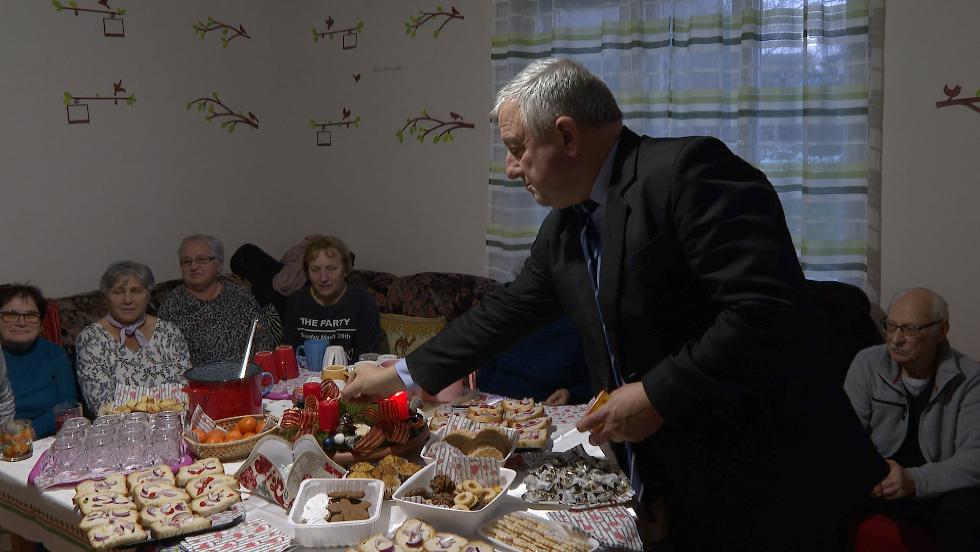 Meggyújtották az adventi gyertyát Andráshidán Meggyújtották az adventi gyertyát Andráshidán