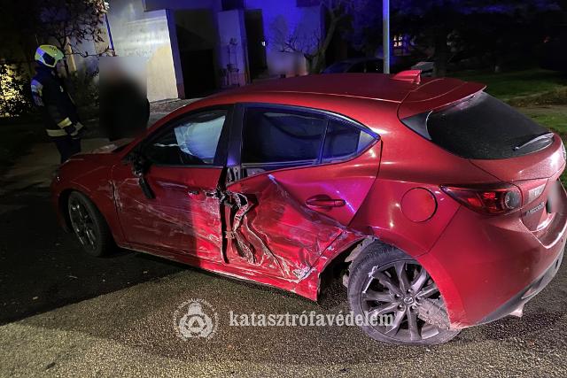 Összeütközött két autó Nagykanizsán Összeütközött két autó Nagykanizsán