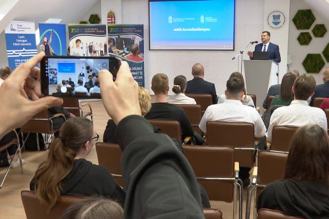 Vllalkozsismereti Roadshow – Zalaegerszeg volt a kvetkez lloms