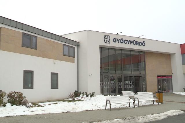 K�zel h�rommilli�rd forintos fejleszt�s indult a Lenti Term�lf�rd�ben