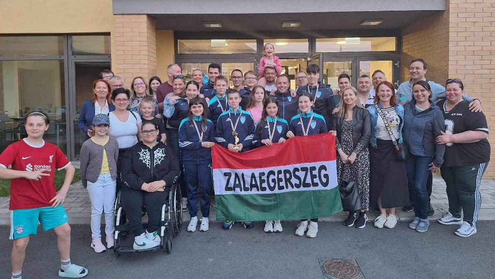 Fantasztikus ZVE sikerek az Újonc Országos Bajnokságon! Fantasztikus ZVE sikerek az Újonc Országos Bajnokságon!