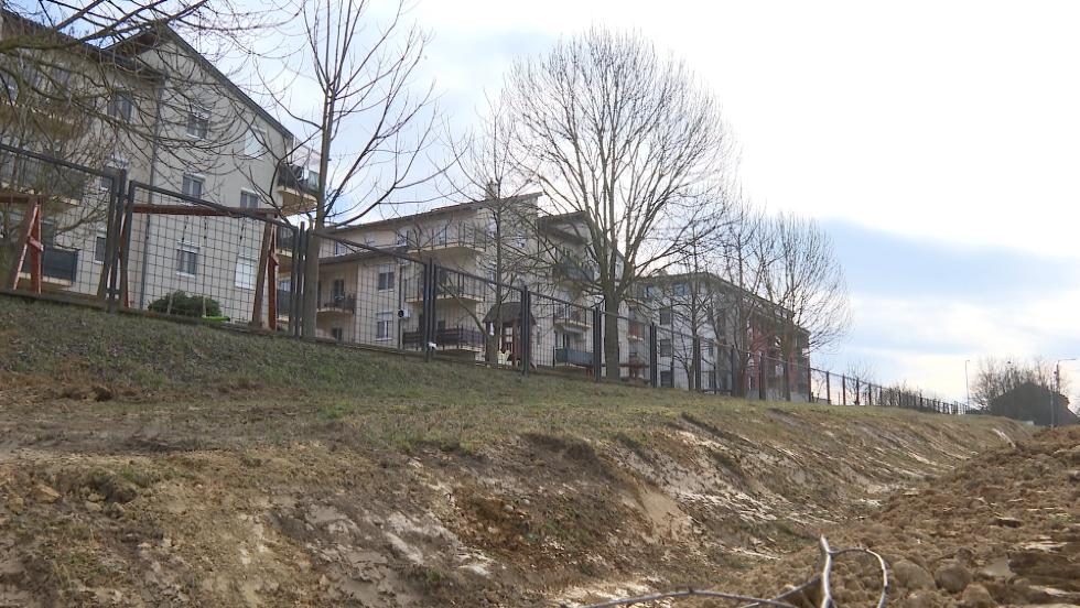 Közműfejlesztés a Nekeresdi úton Közműfejlesztés a Nekeresdi úton