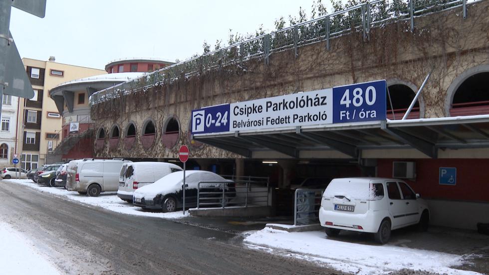 Négy helyett két díjövezet - Egyszerűbb a parkolás Zalaegerszegen Négy helyett két díjövezet - Egyszerűbb a parkolás Zalaegerszegen