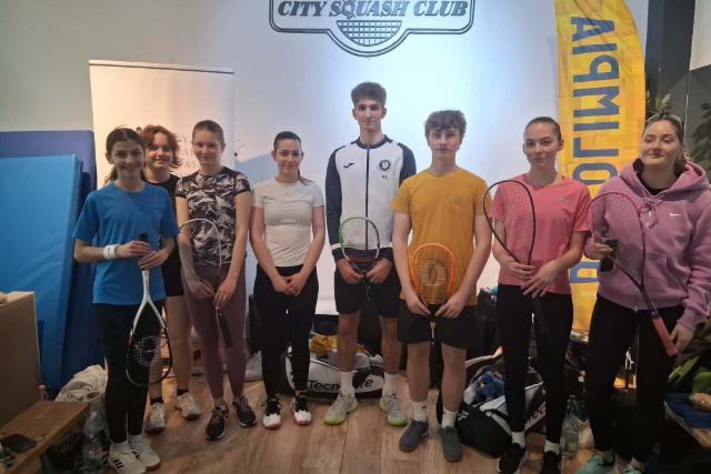 Orsz�gos bajnok �s t�bb dobog�s helyez�s a zalaegerszegi squashoz�kt�l