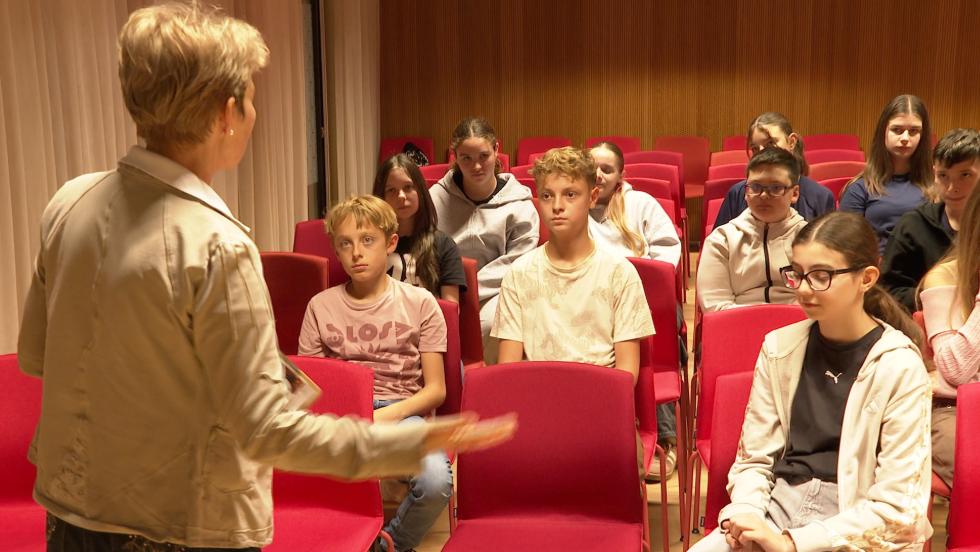 A forradalom filmkock�kon – ingyenes vet�t�seket tartanak a Mindszentyneumban
