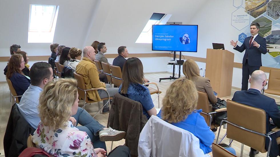 Demjn Sndor Program - frumot tartottak