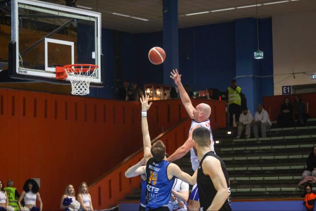 K�tszeri hosszabb�t�sban gy�z�tt a ZTE KK a Szeged ellen