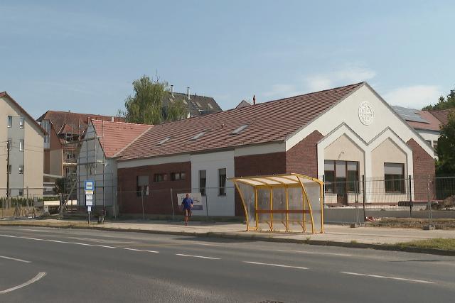 Az utolsó munkafázisokat végzik a Szent Család Óvodában Az utolsó munkafázisokat végzik a Szent Család Óvodában