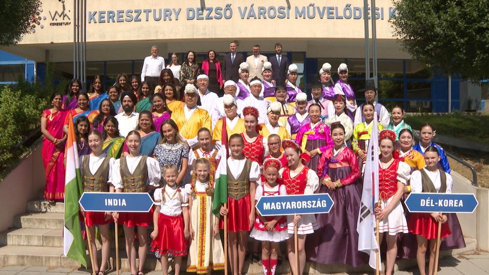 Nemzetközi Tánc- és Művészeti Fesztivál kezdődött Zalában Nemzetközi Tánc- és Művészeti Fesztivál kezdődött Zalában