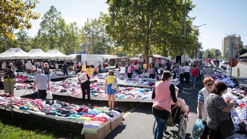 Ruhák, iparcikkek, zöldség és gyümölcs várja a vásárlókat kedden Ruhák, iparcikkek, zöldség és gyümölcs várja a vásárlókat kedden