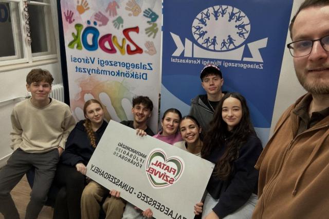 Megkezddtt a szavazs Zalaegerszeg s Dunaszerdahely tovbbjutsrt