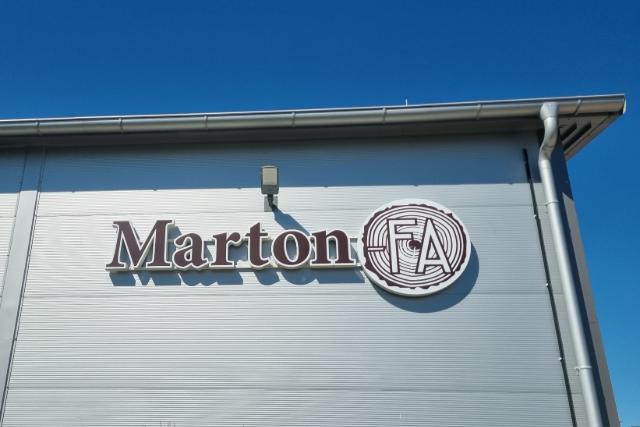 Id�t�ll� min�s�g az �rs�g sz�v�b�l: z�ld energi�val �j�t a fels�j�nosfai Marton-Fa Kft. (x)