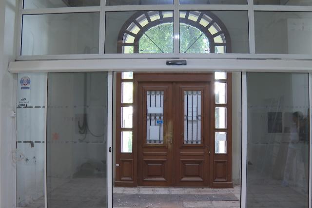 K�v�l-bel�l meg�jul az Erste Bank zalaegerszegi bankfi�kja