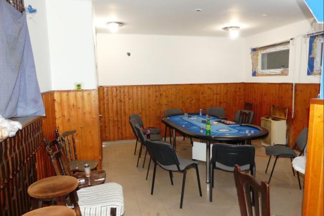 Illeg�lis p�kerpartit sz�moltak fel Nagykanizs�n