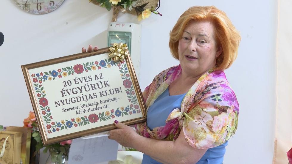 20 éves a Csácsbozsoki Évgyűrűk Nyugdíjas Klub 20 éves a Csácsbozsoki Évgyűrűk Nyugdíjas Klub