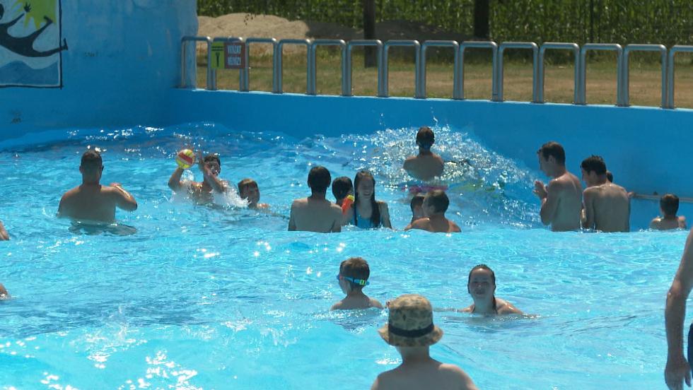 Strandidő-rekordokat döntögetnek a hőségben Strandidő-rekordokat döntögetnek a hőségben