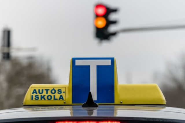 tlpett egy llektani hatrt a jogostvnyszerzs ra, egyre kevesebb a tanul