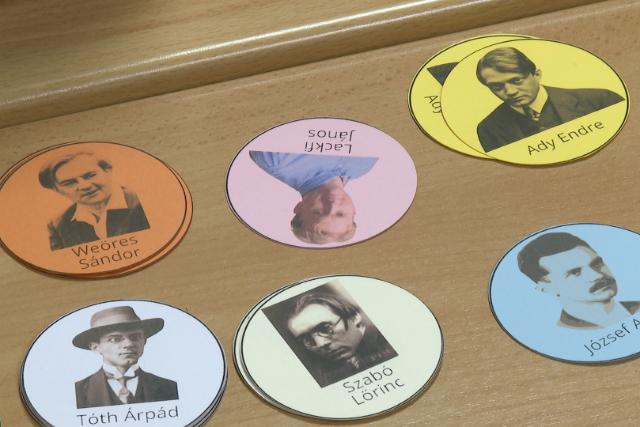 Versvad�szt �s k�nyvgerinc-vers�r�s a k�lt�szet napj�n 