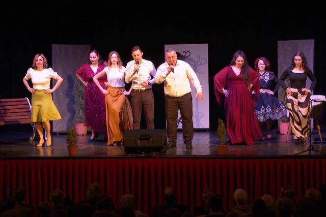 �j�vi Koncert az Art Moziban 