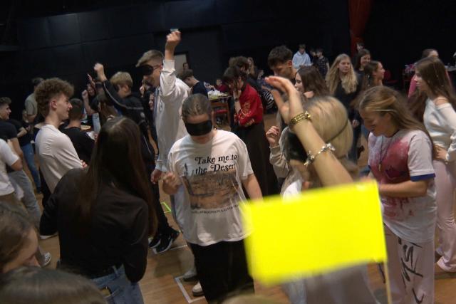 Glyaavat vetlked - „Korszakok s birodalmak csatja” a Keresztriban 