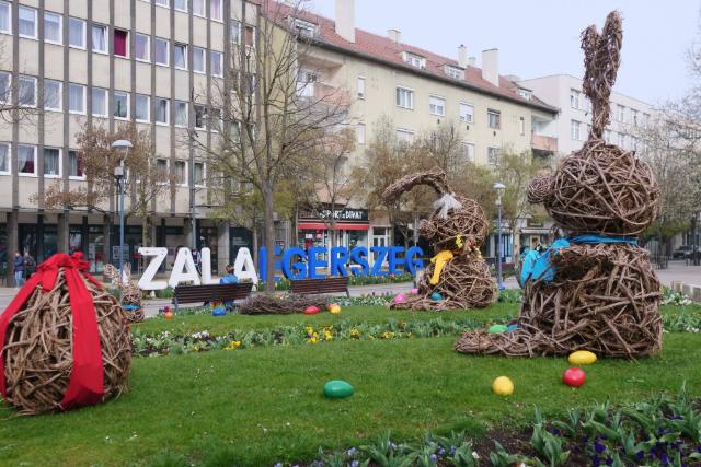 Zalaegerszeg �nnepi k�nt�sben – minden v�rosr�sz k�sz�l a h�sv�tra