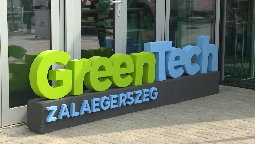 Idén is több száz látogató érkezett a GreenTech rendezvényére Idén is több száz látogató érkezett a GreenTech rendezvényére