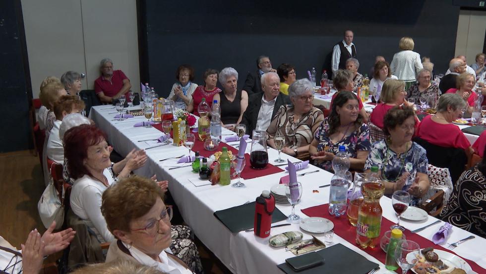 Jubil�ltak – Negyven�t �ves a Nefelejcs Nyugd�jas Klub 