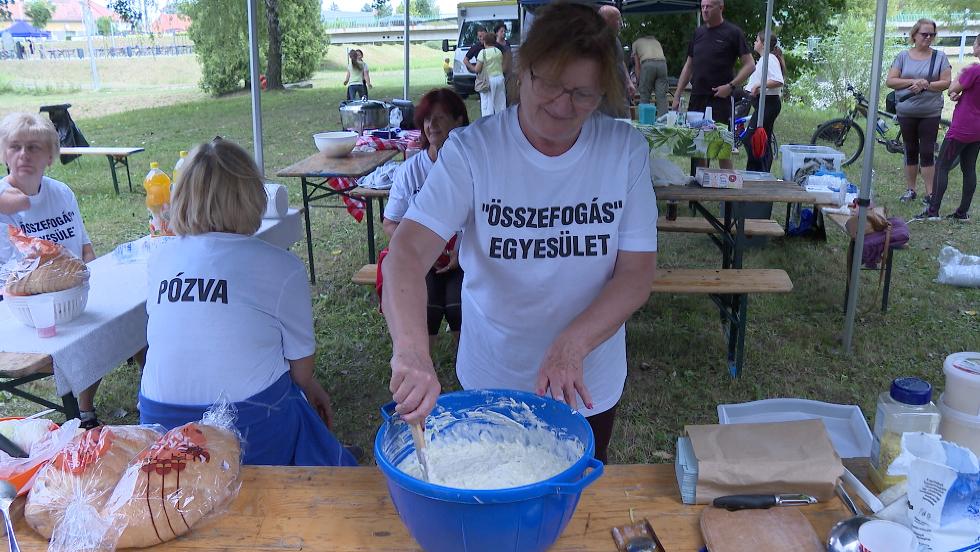 Piknik a Malom-tó környékén Piknik a Malom-tó környékén