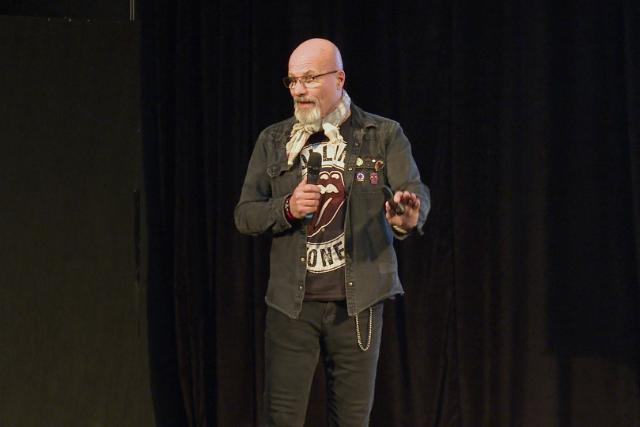 Mindennapi f�gg�s�geink – Zacher G�bor az Eg�szs�g Akad�mi�n