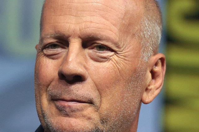 Az életkedve már eltűnt – Bruce Willis borzasztó állapotban van Az életkedve már eltűnt – Bruce Willis borzasztó állapotban van