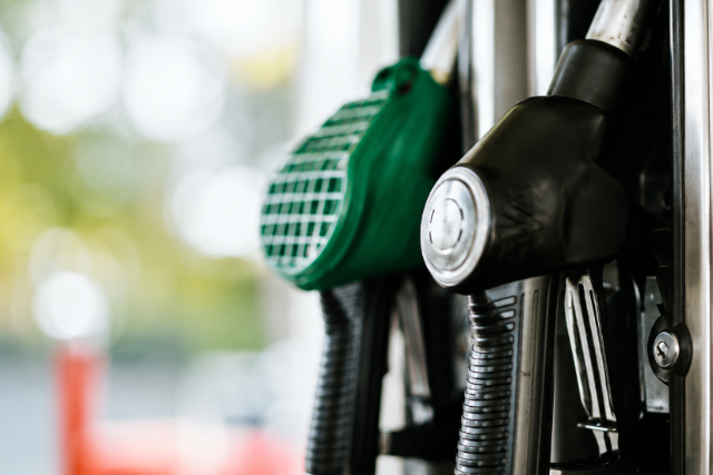 D�zelt�mogat�s: nincs teend�, automatikusan �rkezik