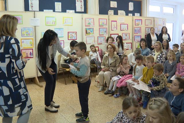 A népmese napját ünneplik a Deák Ferenc technikumban A népmese napját ünneplik a Deák Ferenc technikumban