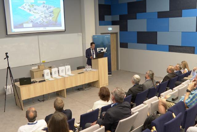 A j�v� j�rm�ipar�nak szakemberei tal�lkoztak