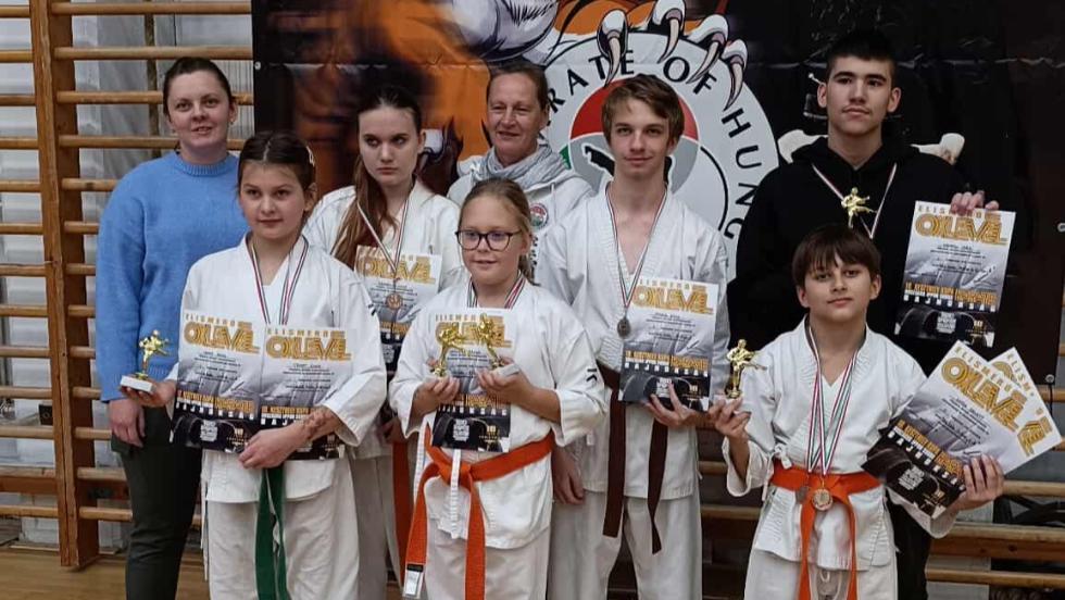 Éremeső a Keszthely Kupán – remekeltek az Azato SKDE versenyzői Éremeső a Keszthely Kupán – remekeltek az Azato SKDE versenyzői