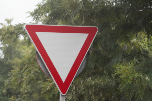 �jabb szab�lyok der�ltek ki a most k�sz�l� KRESZ-r�l