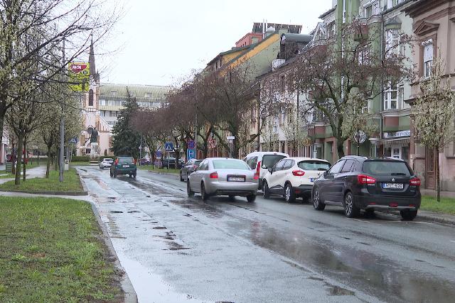 Az öveket ellenőrzik Az öveket ellenőrzik
