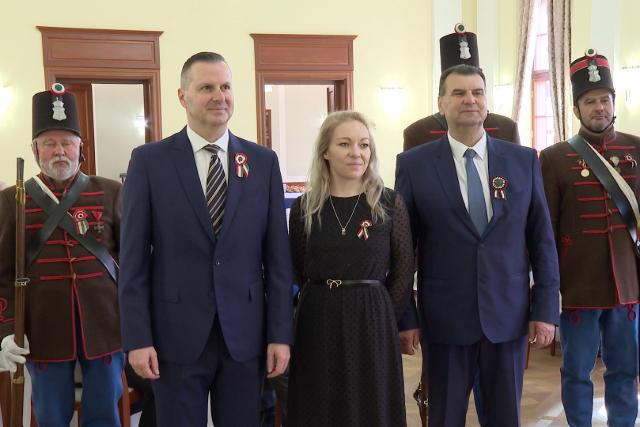 Magyar sajtó napja - reggelivel köszöntötte az újságírókat a Korona Szalonban az önkormányzat Magyar sajtó napja - reggelivel köszöntötte az újságírókat a Korona Szalonban az önkormányzat