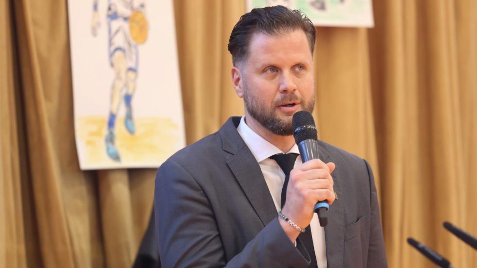 Gáspár Dávid lett a szlovén női kosárlabda-válogatott szövetségi kapitánya Gáspár Dávid lett a szlovén női kosárlabda-válogatott szövetségi kapitánya