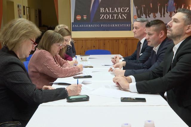 Közgyűlés utáni sajtótájékoztatót tartott a Fidesz-KDNP Közgyűlés utáni sajtótájékoztatót tartott a Fidesz-KDNP