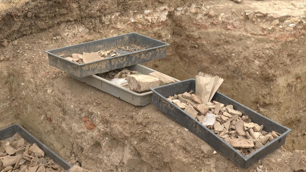 Régészeti felfedezés Örvényeshegyen - előkerültek a tárnokmester földi maradványai Régészeti felfedezés Örvényeshegyen - előkerültek a tárnokmester földi maradványai
