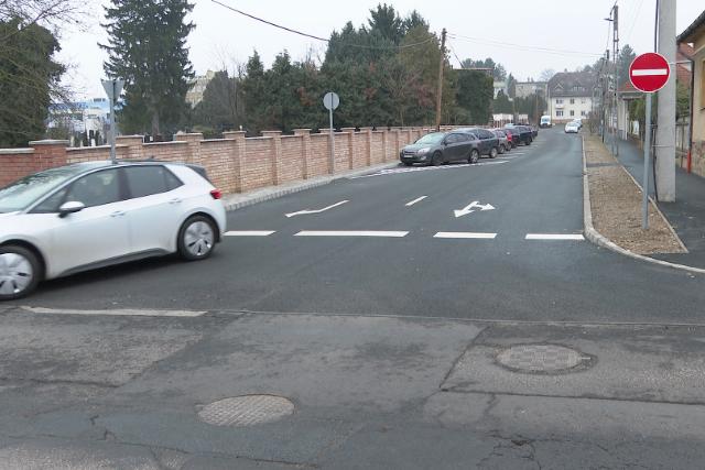 Megjult a Hoffhalter utca