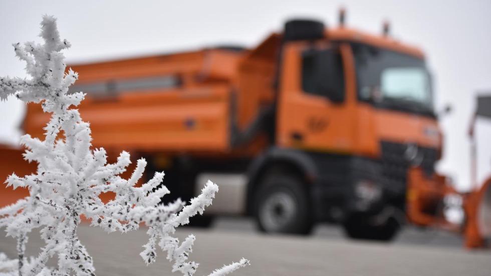 Nonstop kszenlt a tli utakon: dolgozik a Magyar Kzt