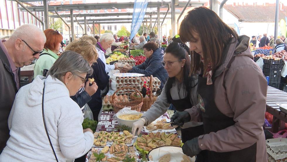 A tojás világnapját ünnepelték a piacon A tojás világnapját ünnepelték a piacon