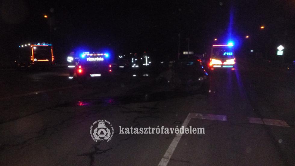 Összeütközött két személyautó Nagyrécse külterületén Összeütközött két személyautó Nagyrécse külterületén